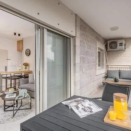 Sea U Jerusalem Mahane Yehuda Apartment Hotel Exterior photo