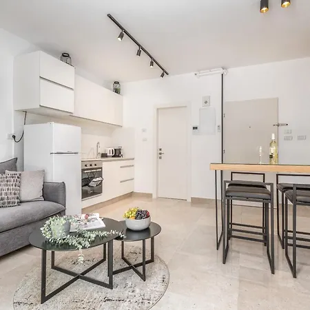 Sea U Jerusalem Mahane Yehuda Apartment Hotel Exterior photo