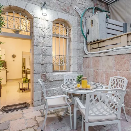 Sea U Jerusalem Mahane Yehuda Apartment Hotel Exterior photo