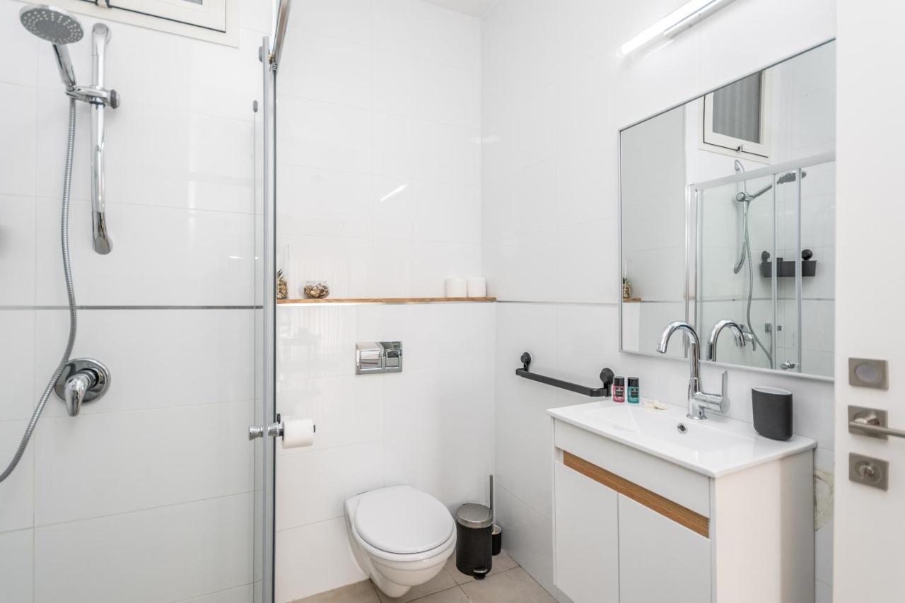 Apartment Sea U Mahane Yehuda Jerusalem