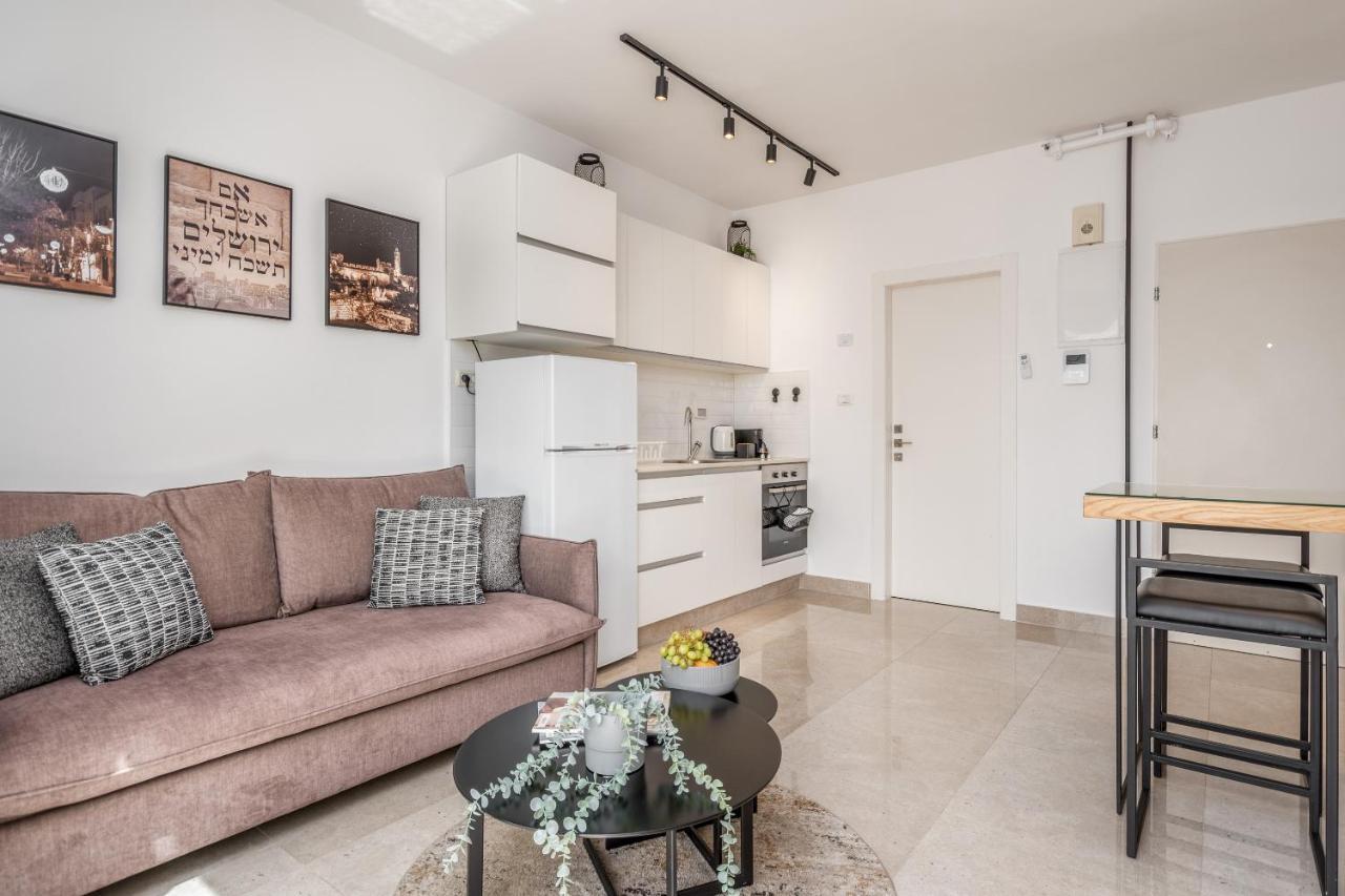 Apartment Sea U Mahane Yehuda Jerusalem