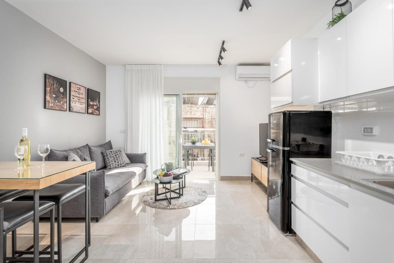 Sea U Mahane Yehuda Apartment Jerusalem