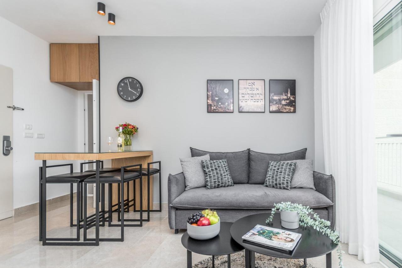 Sea U Mahane Yehuda Apartment