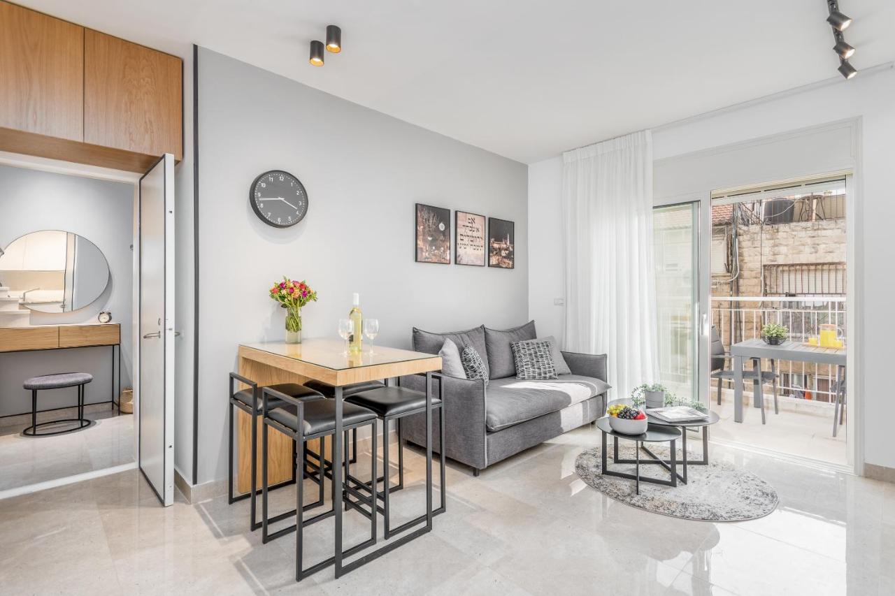 Sea U Mahane Yehuda Apartment Jerusalem