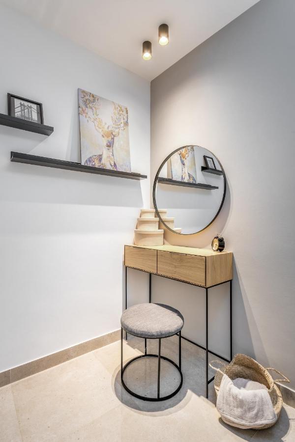Sea U Mahane Yehuda Apartment Jerusalem